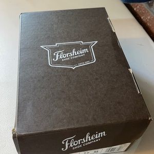 New boys Floraheim off white new, never worn ordered from Nordstroms